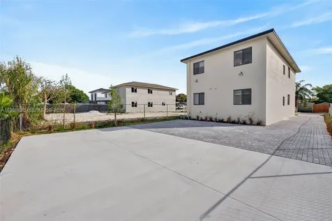 18316 SW 102 Place Miami FL 33157