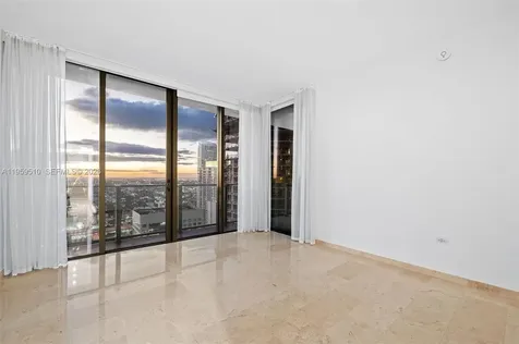 88 SW 7th Street Miami FL 33130