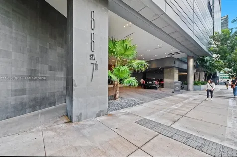 88 SW 7th Street Miami FL 33130
