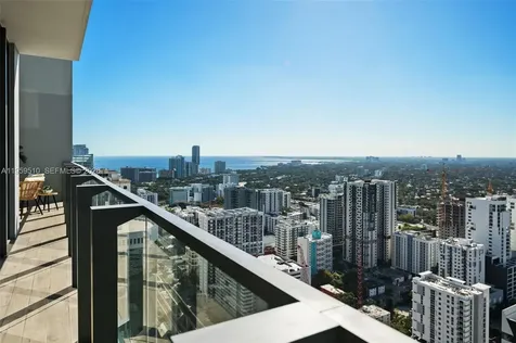 88 SW 7th Street Miami FL 33130