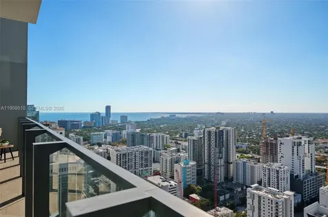 88 SW 7th Street Miami FL 33130