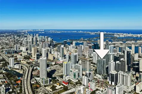 88 SW 7th Street Miami FL 33130