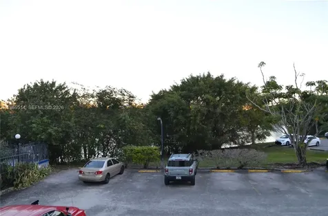9682 Fontainebleau Boulevard Miami FL 33172