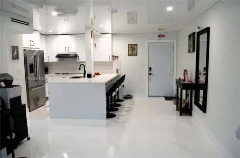 9682 Fontainebleau Boulevard Miami FL 33172