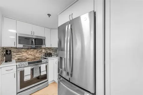 540 Brickell Key Drive Miami FL 33131