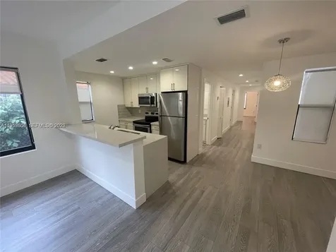 1637 SW 10th Street Miami FL 33135