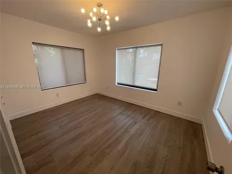 1637 SW 10th Street Miami FL 33135
