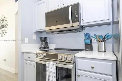 2673 Emerald Drive Kissimmee FL 34747