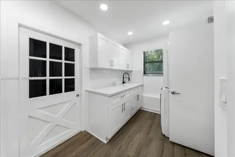 7705 SW 66th Street South Miami FL 33143