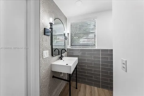 7705 SW 66th Street South Miami FL 33143