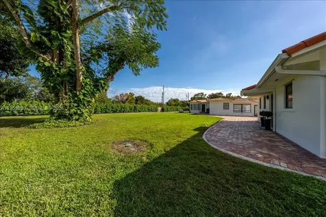 7705 SW 66th Street South Miami FL 33143