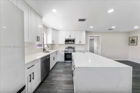 7705 SW 66th Street South Miami FL 33143