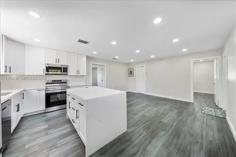 7705 SW 66th Street South Miami FL 33143
