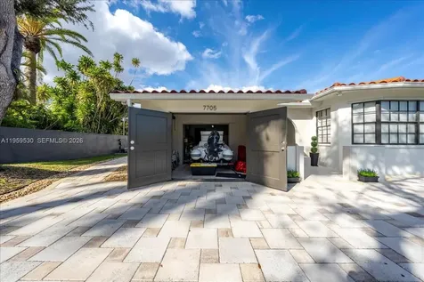 7705 SW 66th Street South Miami FL 33143