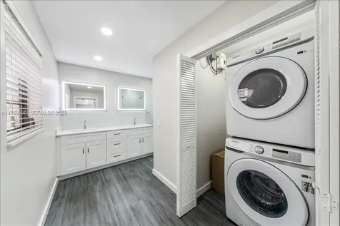 7705 SW 66th Street South Miami FL 33143