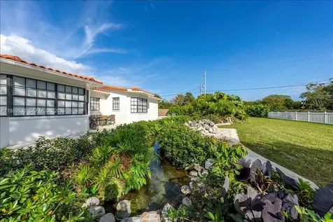 7705 SW 66th Street South Miami FL 33143