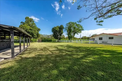 7705 SW 66th Street South Miami FL 33143