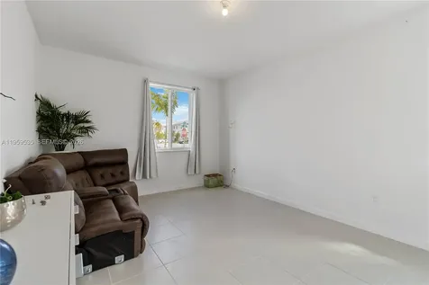 760 SE 13th Court Homestead FL 33034