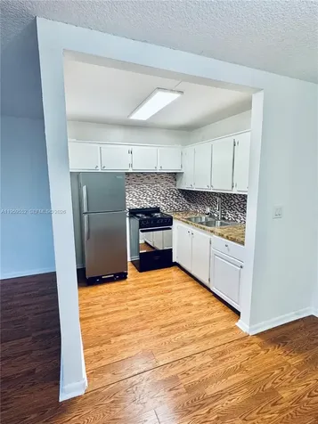 4031 Berkshire Deerfield Beach FL 33442