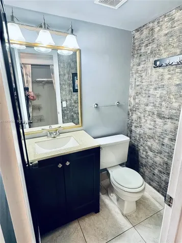 4031 Berkshire Deerfield Beach FL 33442