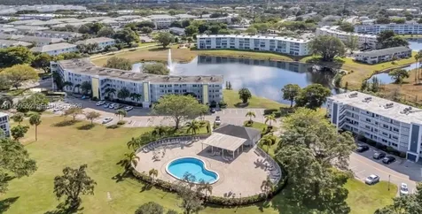 4031 Berkshire Deerfield Beach FL 33442