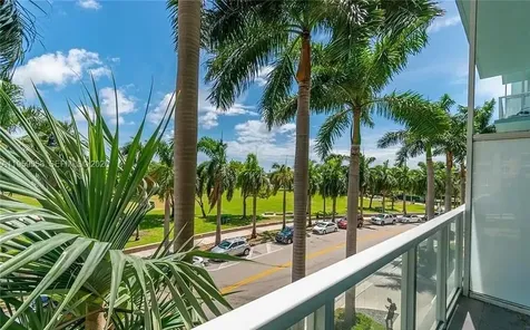 1900 N Bayshore Drive Miami FL 33132