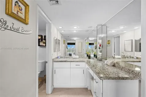 3850 Oaks Clubhouse Drive Pompano Beach FL 33069