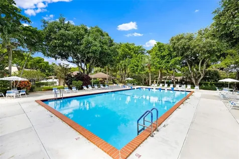 3850 Oaks Clubhouse Drive Pompano Beach FL 33069