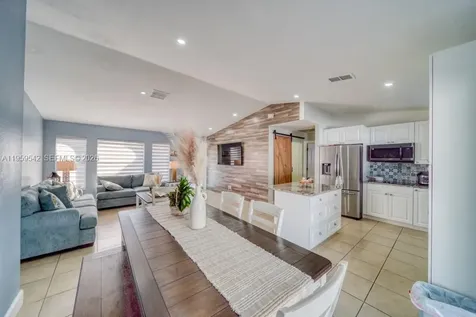 1918 SE 5th Court Cape Coral FL 33990