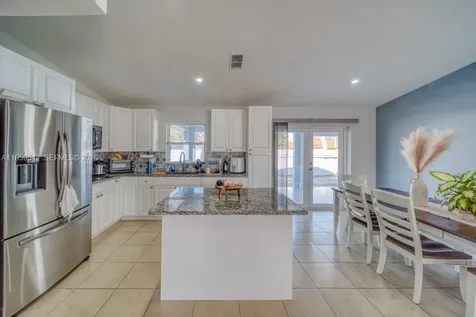 1918 SE 5th Court Cape Coral FL 33990