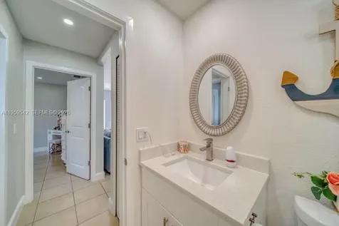 1918 SE 5th Court Cape Coral FL 33990