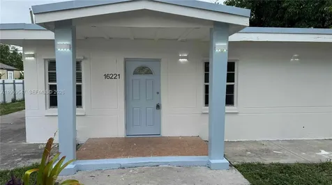 16221 E Bunche Park Drive Miami Gardens FL 33054