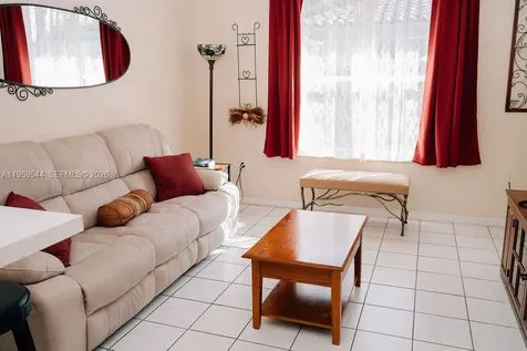 16158 SW 68th Terrace Miami FL 33193