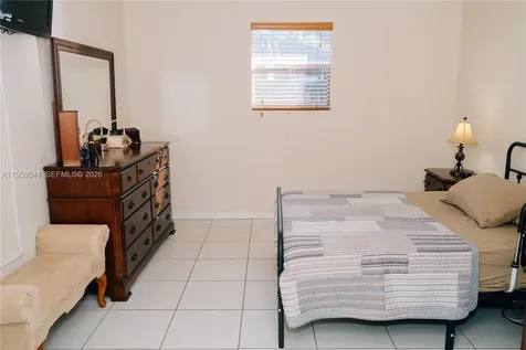 16158 SW 68th Terrace Miami FL 33193