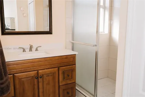 16158 SW 68th Terrace Miami FL 33193