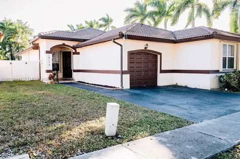 16158 SW 68th Terrace Miami FL 33193
