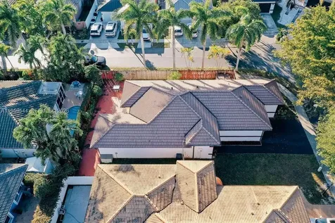 16158 SW 68th Terrace Miami FL 33193