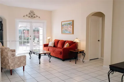 16158 SW 68th Terrace Miami FL 33193