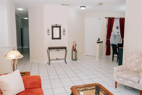 16158 SW 68th Terrace Miami FL 33193