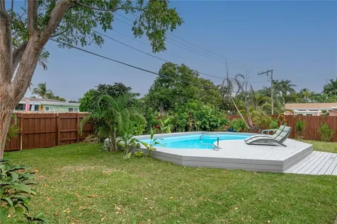 1507 Harding Street Hollywood FL 33020