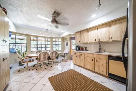 6337 SW 32nd Street Miramar FL 33023