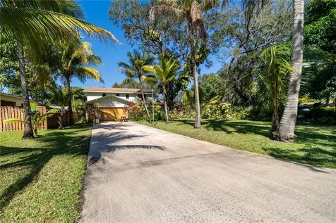 6337 SW 32nd Street Miramar FL 33023