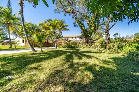 6337 SW 32nd Street Miramar FL 33023