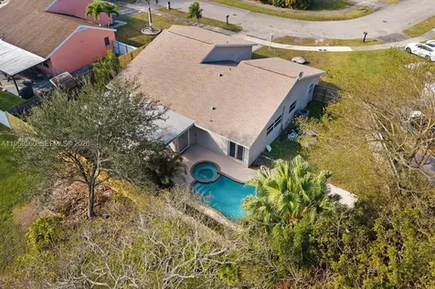 1745 N Goldeneye Lane Homestead FL 33035