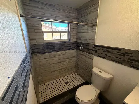 14407 NE 5th Avenue Miami FL 33161