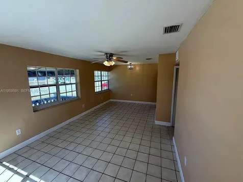 14407 NE 5th Avenue Miami FL 33161