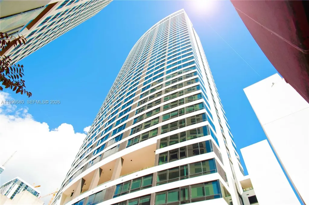 225 N Miami Avenue Miami FL 33128