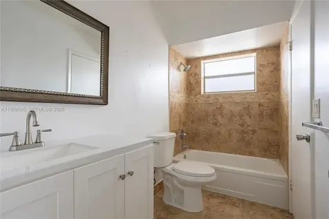 5021 W Oakland Park Boulevard Lauderdale Lakes FL 33313