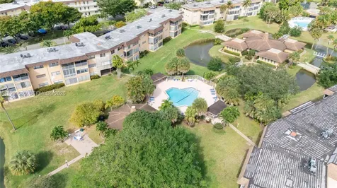 5021 W Oakland Park Boulevard Lauderdale Lakes FL 33313