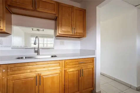 5021 W Oakland Park Boulevard Lauderdale Lakes FL 33313